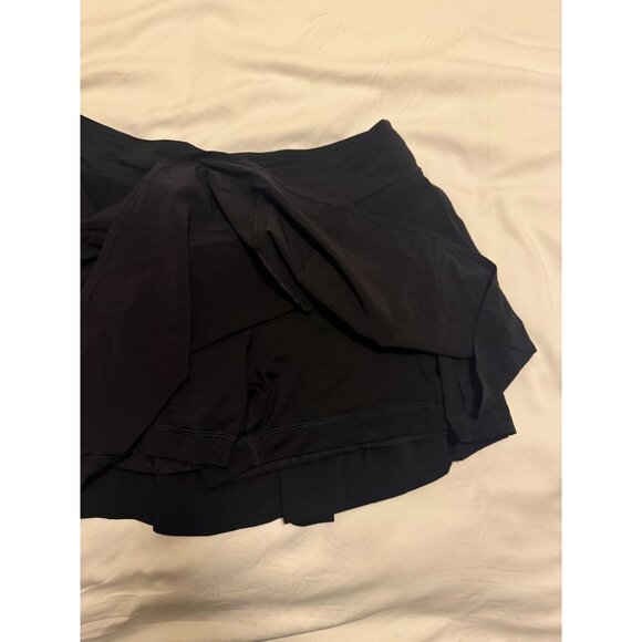 LULULEMON BLACK WOMENS SKIRT SKORTS TENNIS SIDE PLEAT SZ 12 - Picture 2 of 3